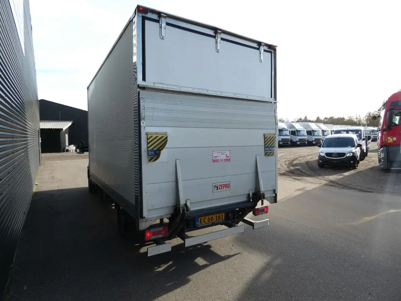 Billede 9 - Iveco Daily 35S16 ALUKASSE/LIFT AUT, 2,3 D 156HK Ladv./Chas.