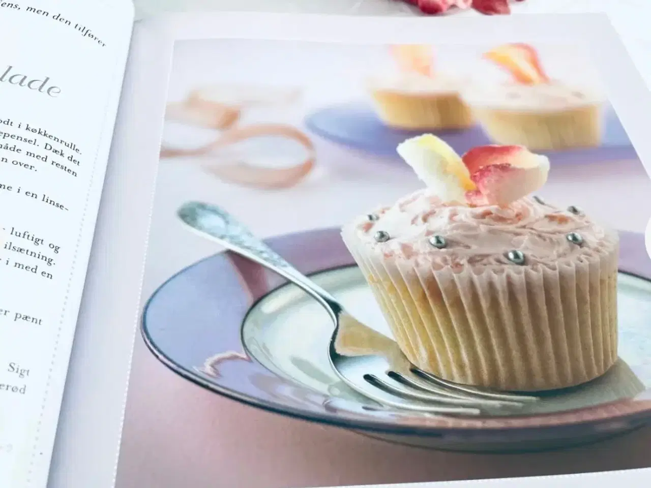 Billede 9 - Cupcakes en rigtig god bog 