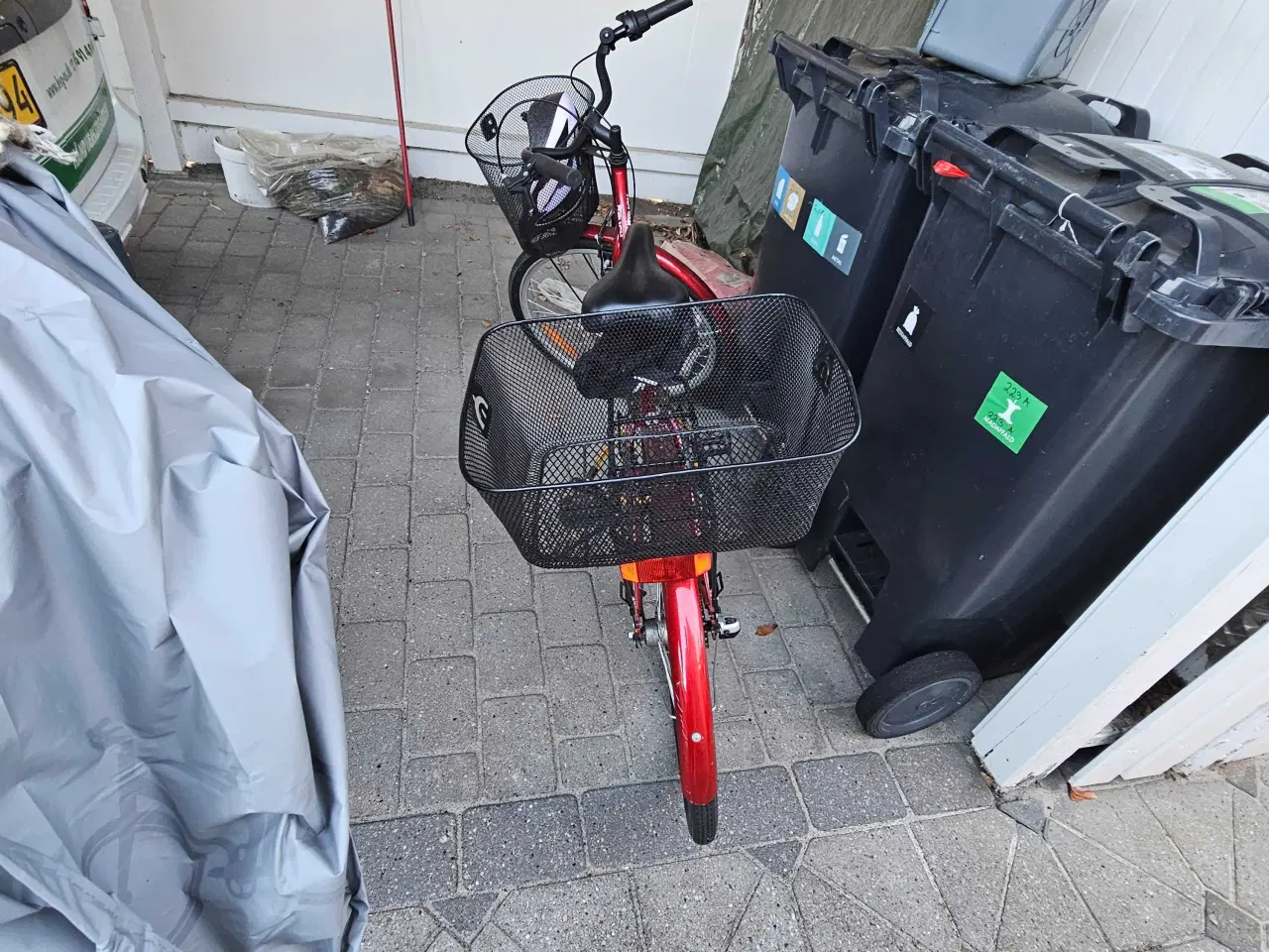 Billede 1 - Pige cykel rødfarve