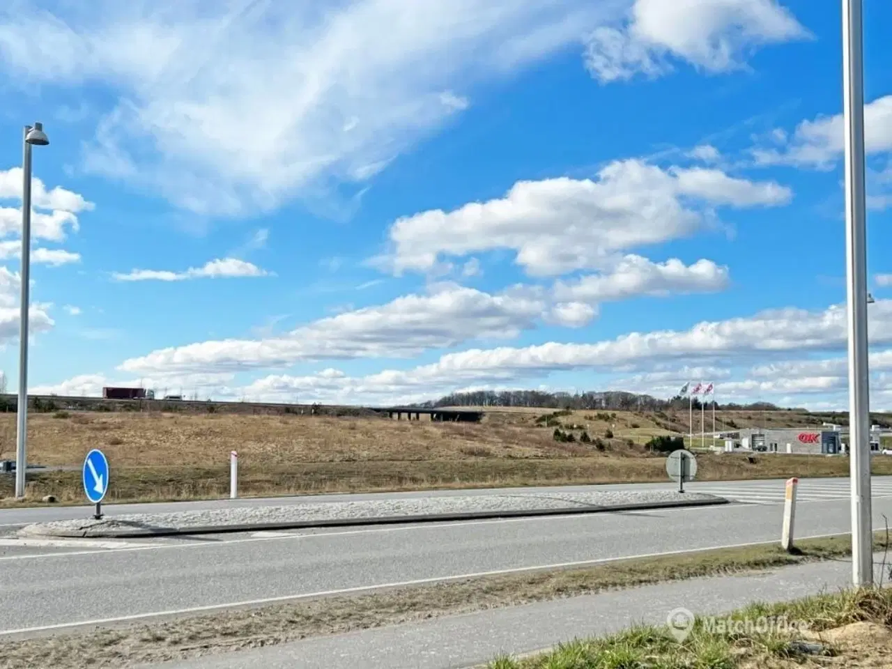 Billede 7 - Højloftet lager med udsigt til motorvejen - i alt ca. 1.460 kvm