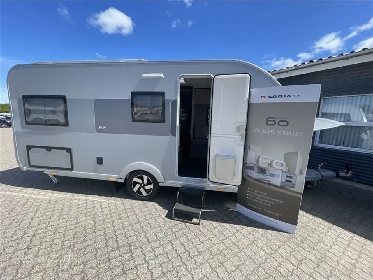 Billede 17 - 2025 - Adria Altea 502 UL Kampagne   Adria Altea 502 UL årg. 2025 5 Sovepladser, 4 Siddepladser 60 Selection jubilæumsmodel  med meget udstyr.
