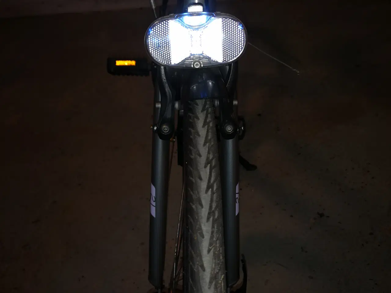 Billede 12 - X-ZITE X 700C HYBRID 28" 52cm Dæk som ny, 27 gear.