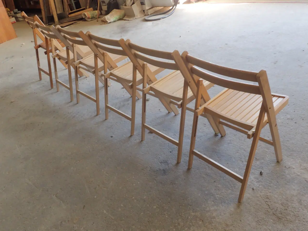 Billede 6 - Klapstole i massiv bøgetræ.