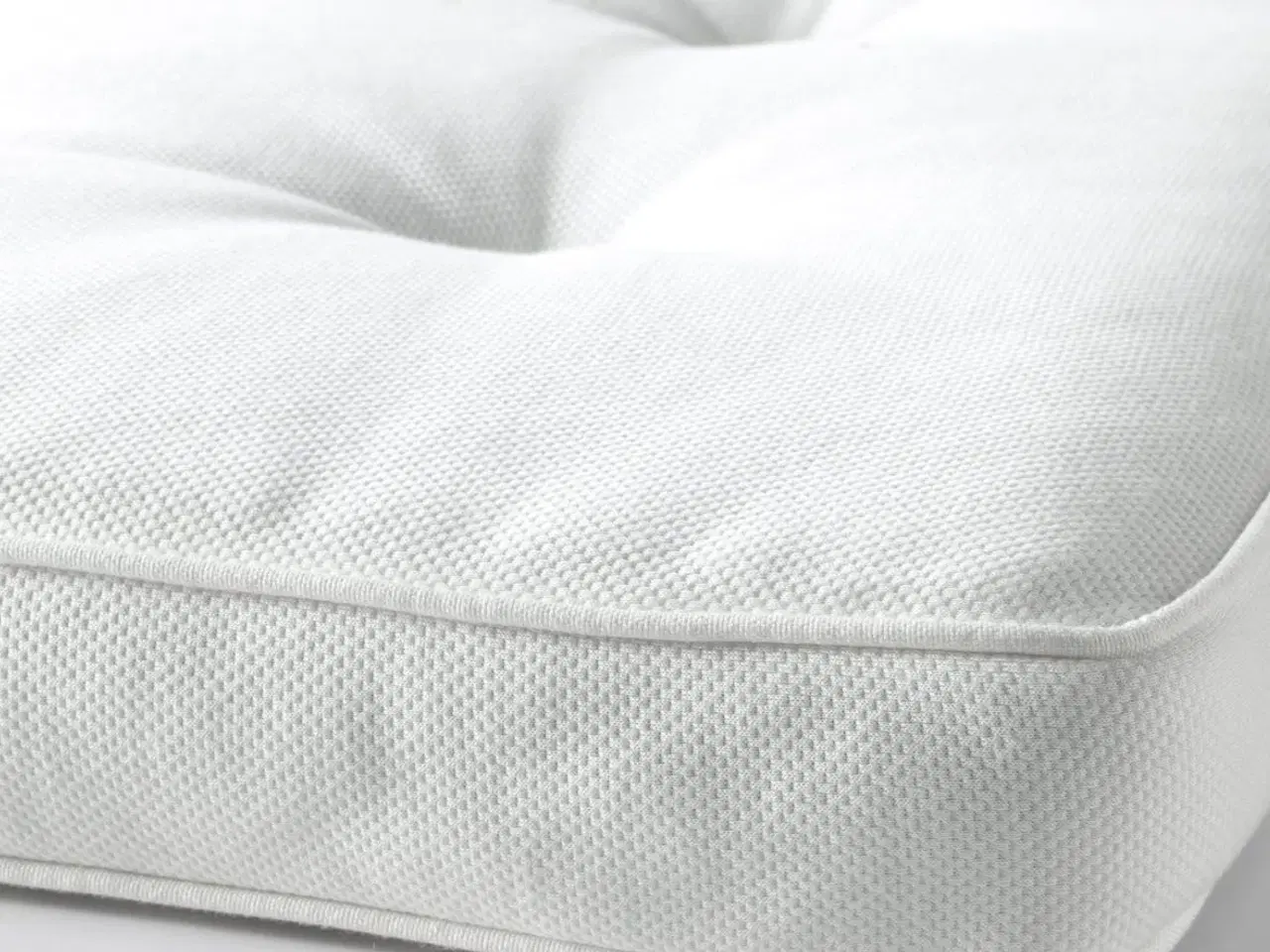 Billede 2 - Topmadras Tustna fra IKEA - næsten ny