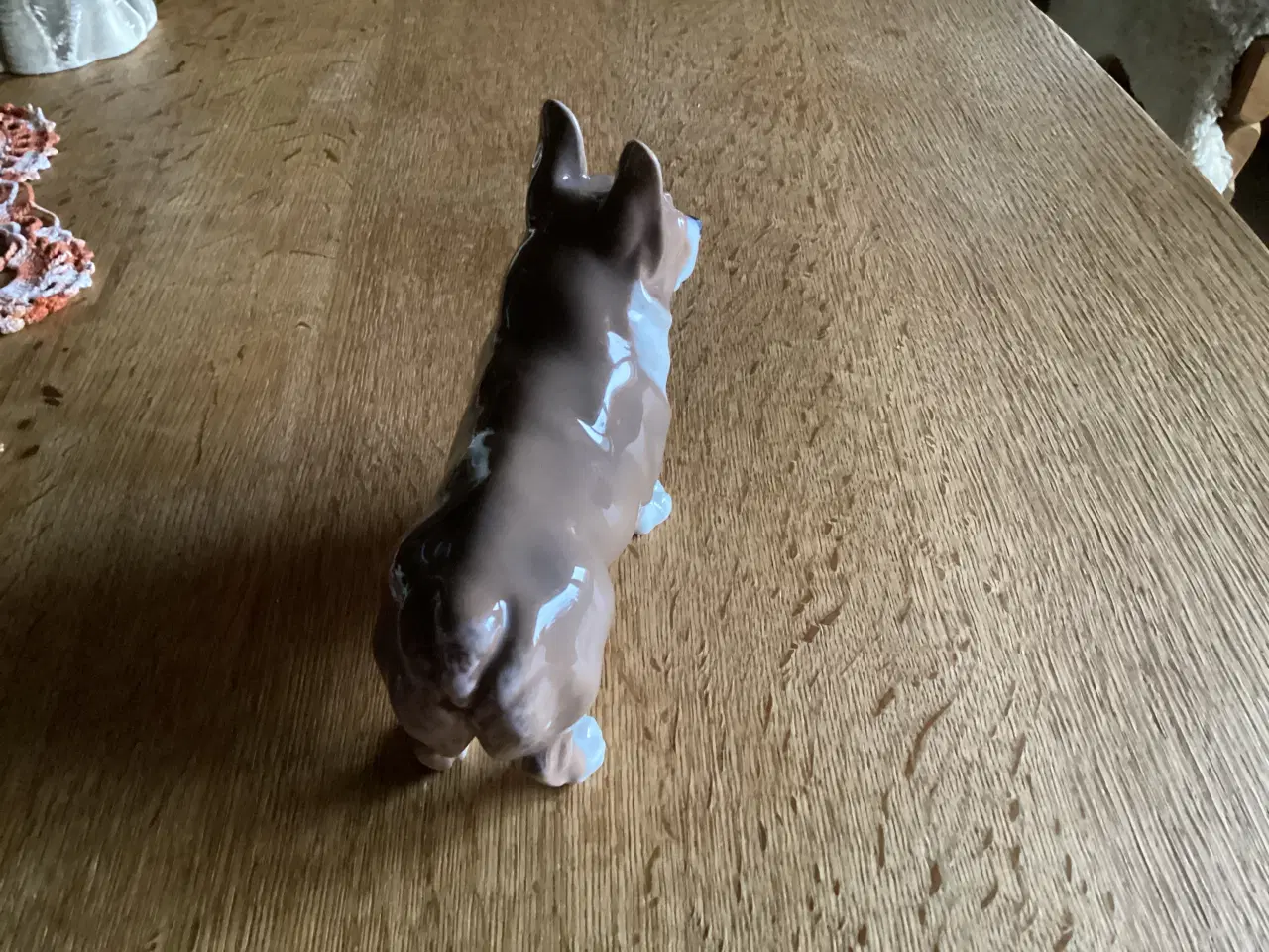 Billede 4 - Kgl Gorki hund af Jeanne Grut