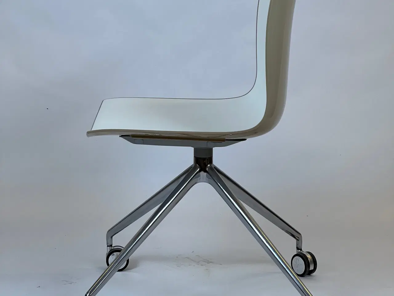 Billede 5 - Arper Catifa 46 Skalstol