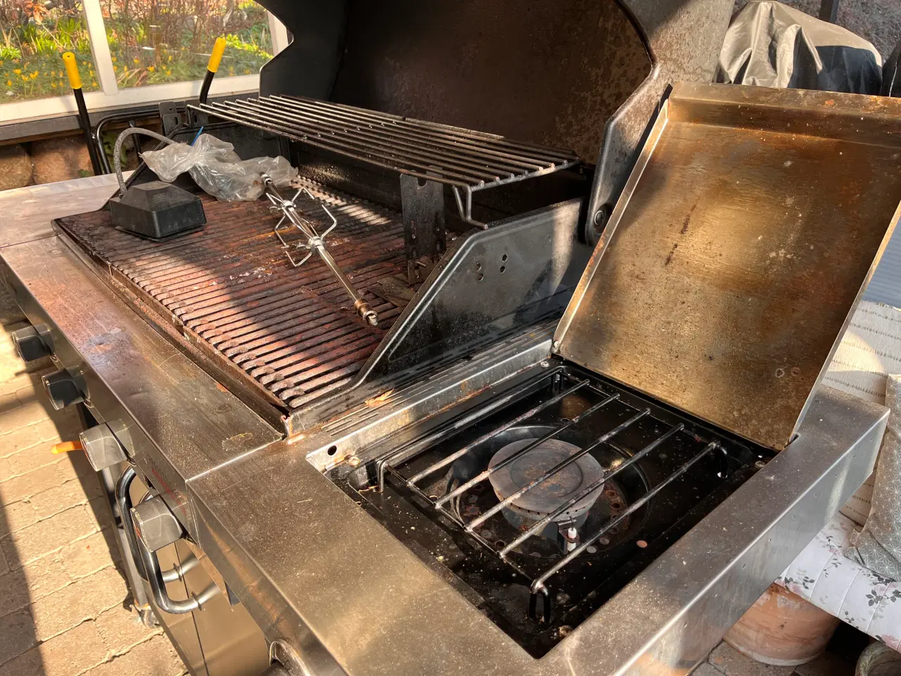 Billede 4 - Char-Broil gasgrill  med 4 blendere