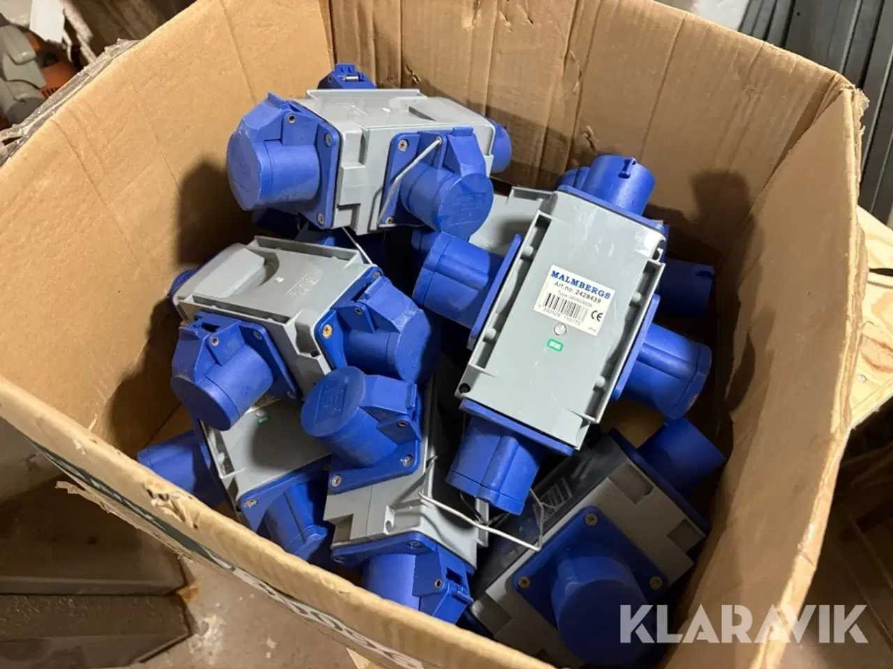 Billede 1 - CEE split 230V Malmberg 9 styks