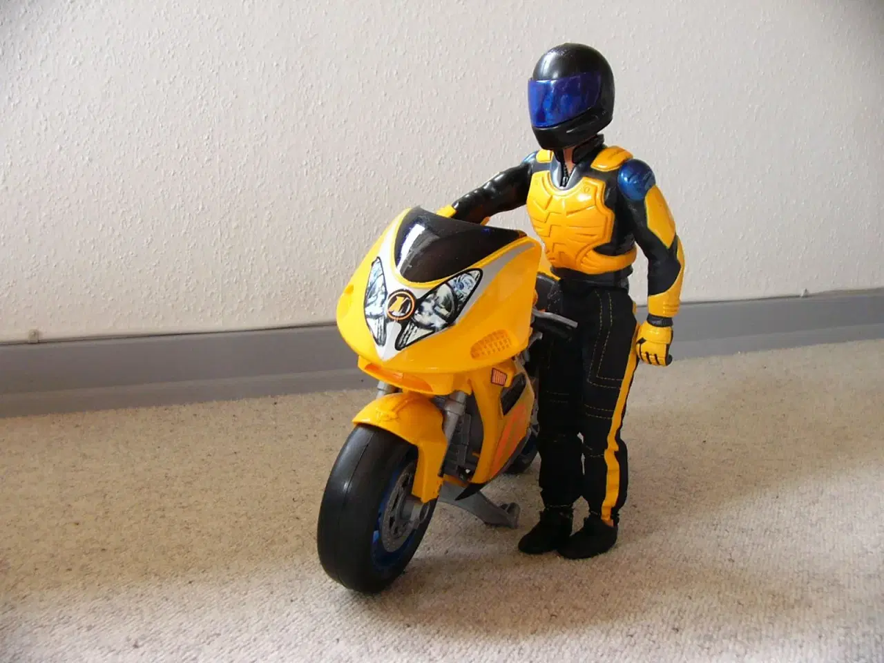 Billede 1 - Actionman med motorcykel