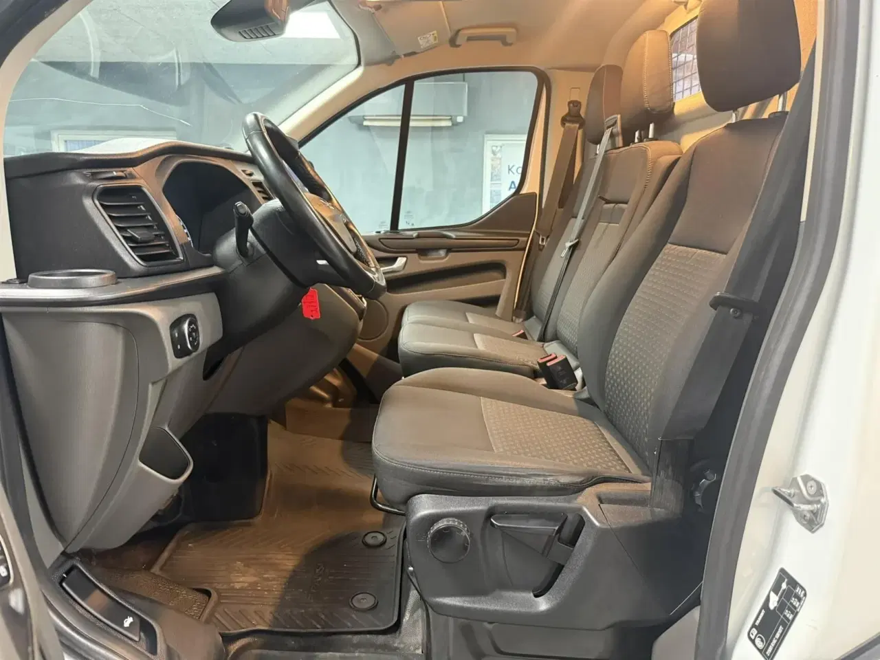 Billede 14 - Ford Transit Custom 300 L2H1 2,0 TDCi Trend 130HK Van 6g Aut.