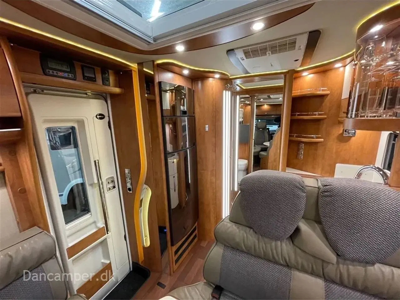 Billede 19 - 2017 - Carthago chic c line II   RESERVERET -Luxus autocamper med næsten alt i udstyr, kun kørt 39.500 km  - Kommissionsalg