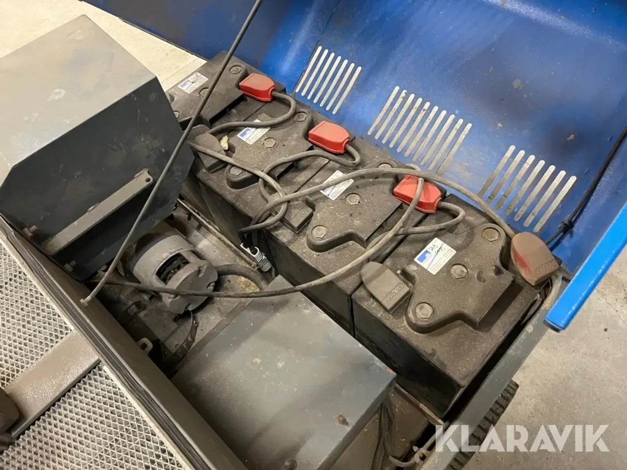 Billede 11 - Fejemaskine Isal PB110