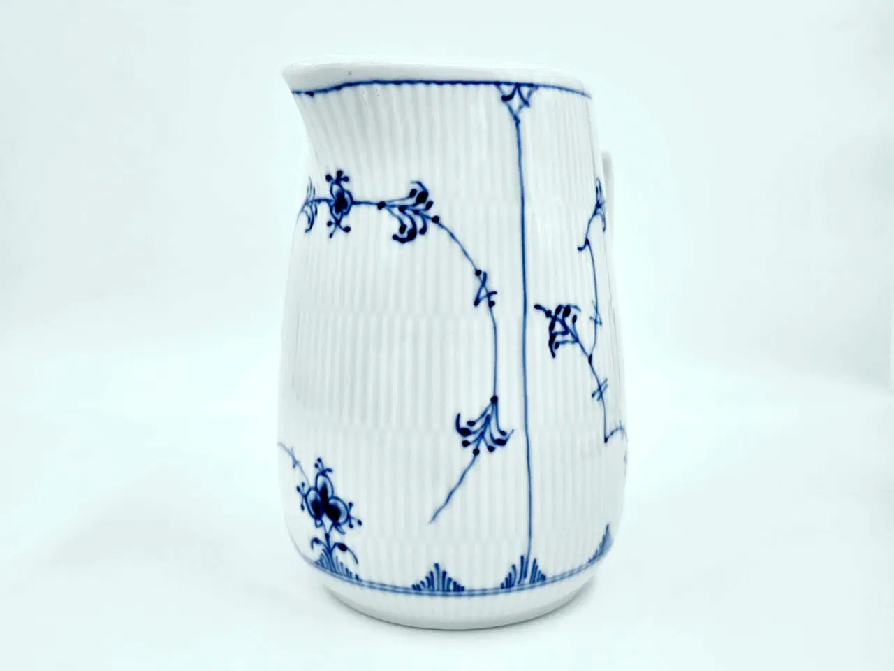 Billede 8 - Musselmalet Riflet Hotelporcelæn Stor Kande 