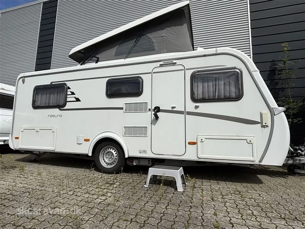Billede 1 - 2020 - Hymer Eriba Feeling 442   Sapr over 100.000,- i forhold til en ny
