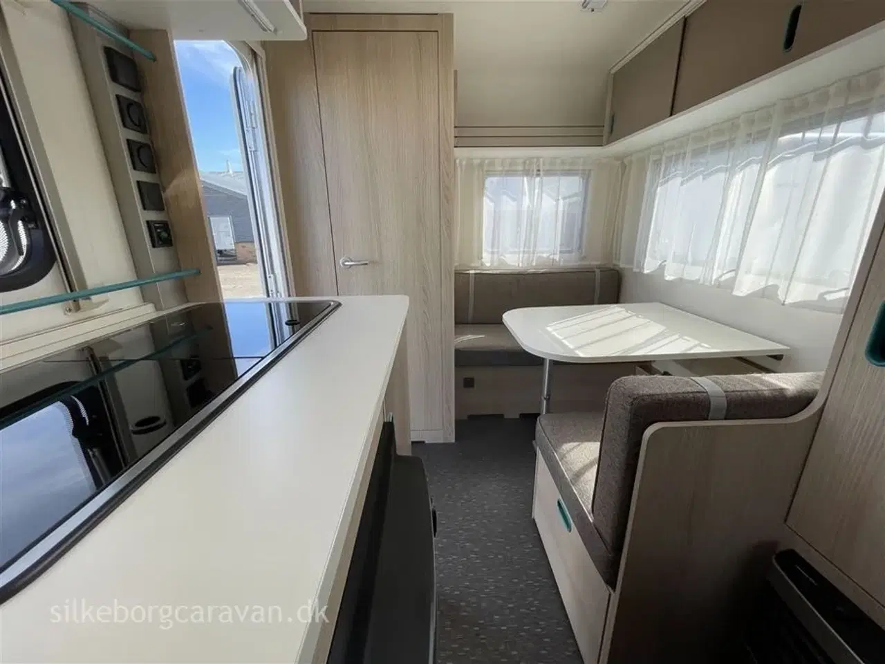 Billede 6 - 2017 - Adria Aviva 400 PS