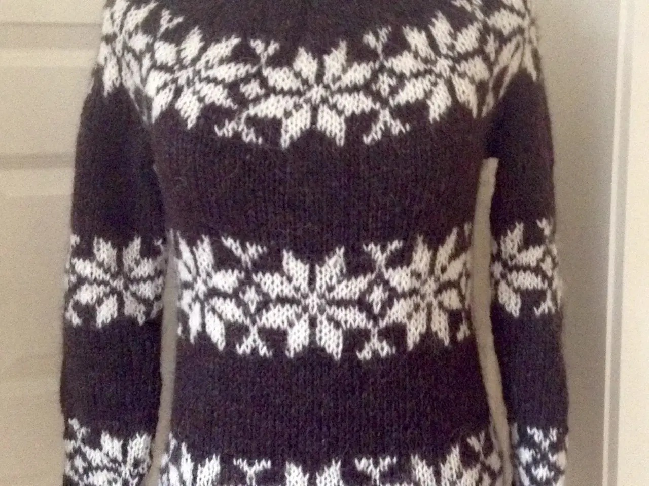 Billede 3 - Sarah Lund i klassisk design. Mørkebrun. Str. M