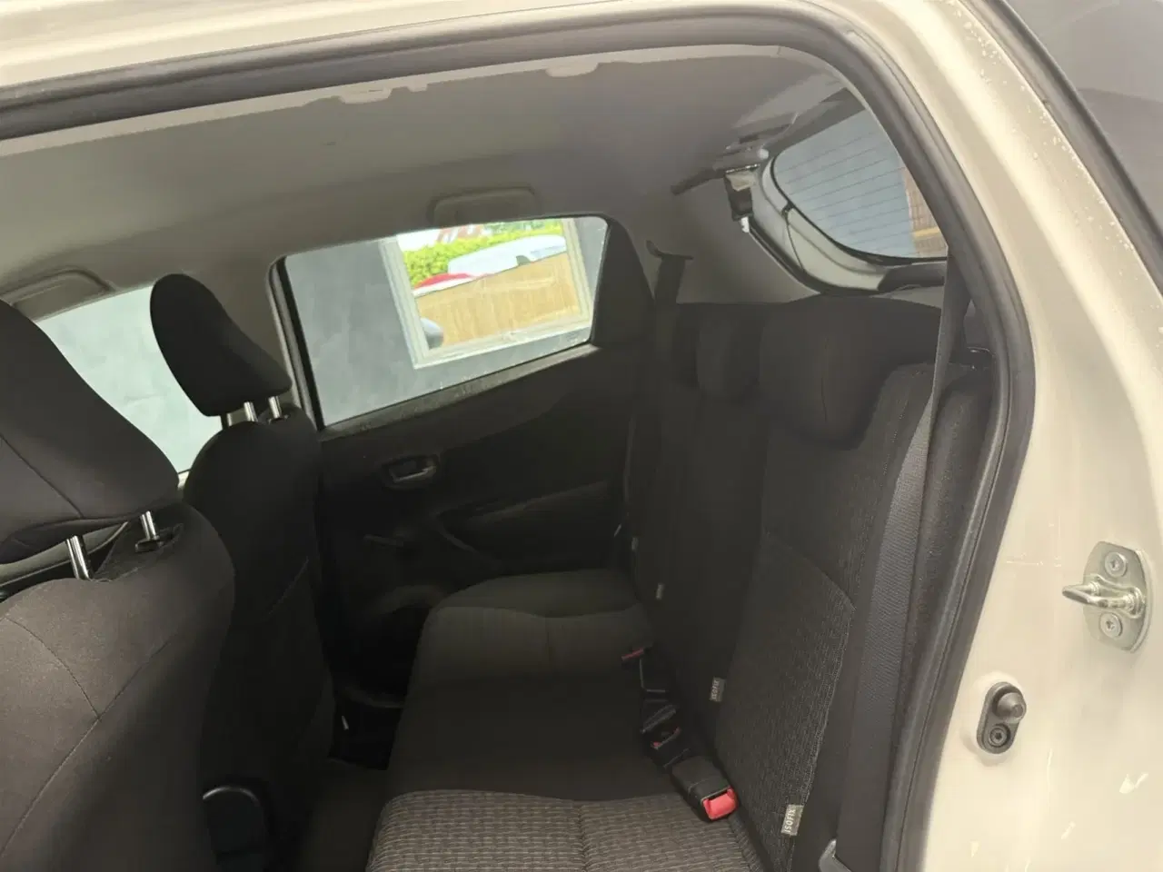 Billede 10 - Toyota Yaris 1,0 VVT-I T2 Style 69HK 5d