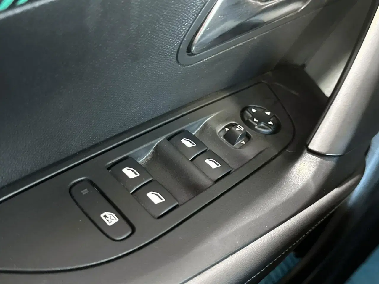 Billede 16 - Peugeot e-2008 50 Allure