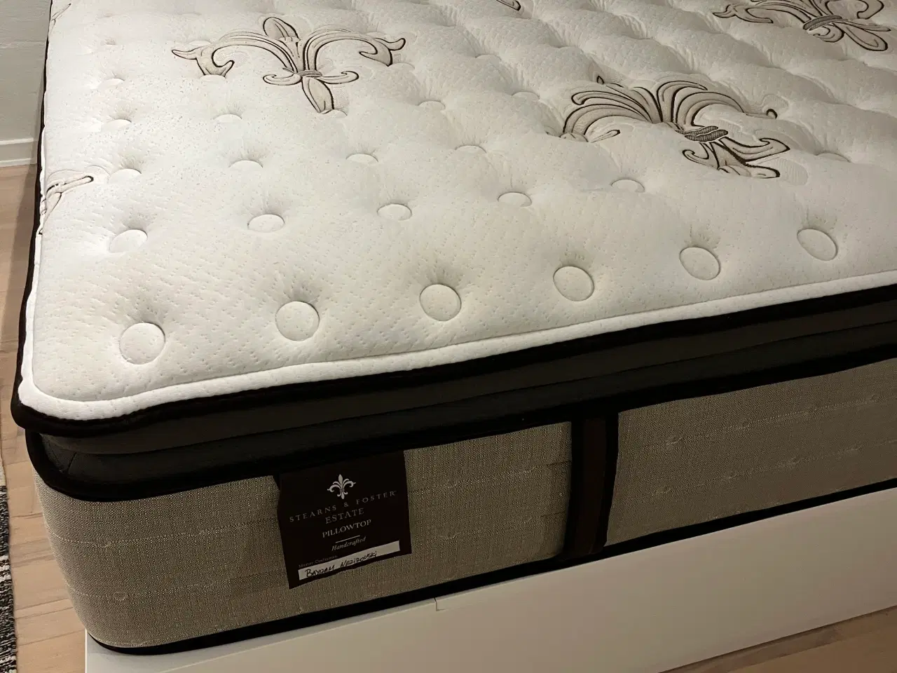 Billede 2 - Tempur- Amerikansk model  https://www.stearnsandfo