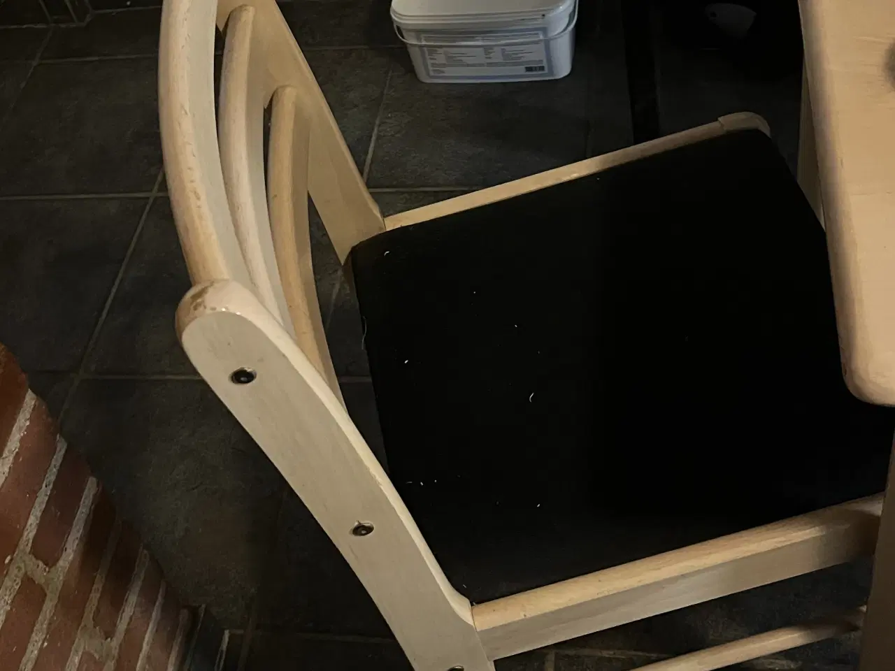 Billede 2 - Bord med 4 stole 