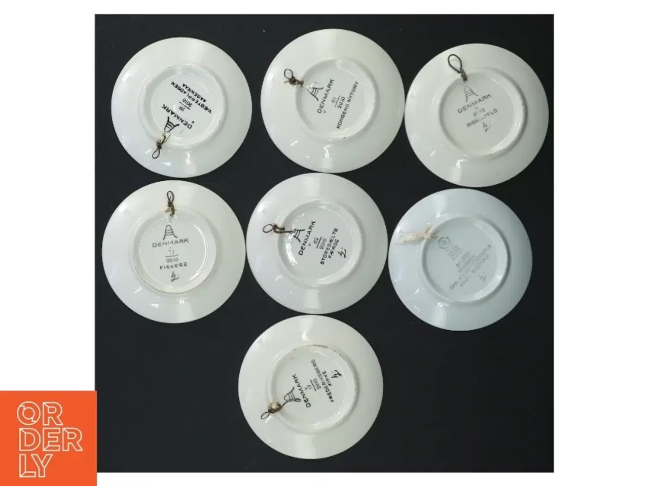 Billede 3 - Blå og hvide porcelænsplatter, 7 stykker fra Aluminia (str. Ø. 8,5 cm. 7 styk)