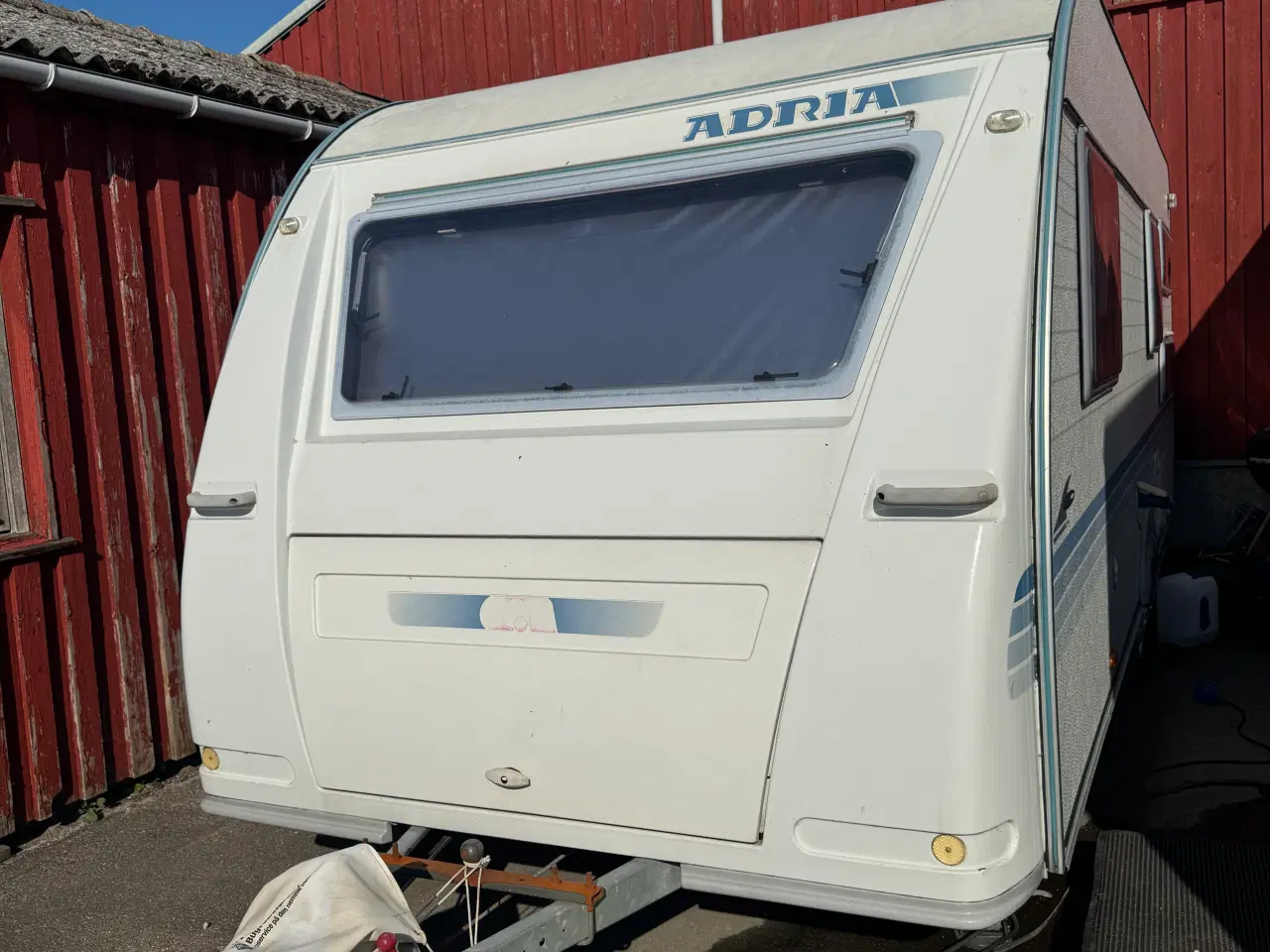 Billede 9 - Stor Adria køjevogn, synet