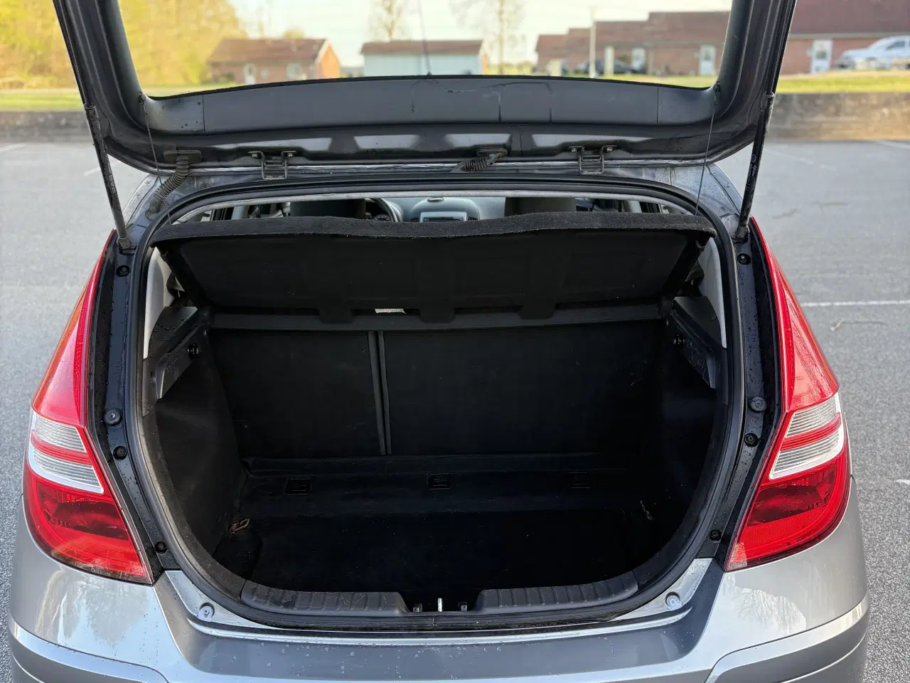 Billede 11 - Hyundai i30 1.6 CRDi 90 HK ECO – årgang 2011 med p