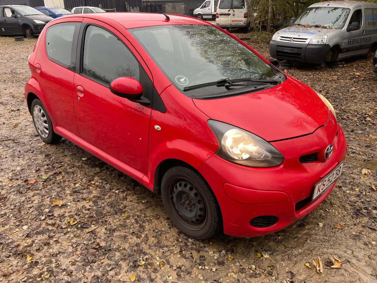 Billede 1 - Få mindst 4000kr i skrot for Aygo, 107 og c1