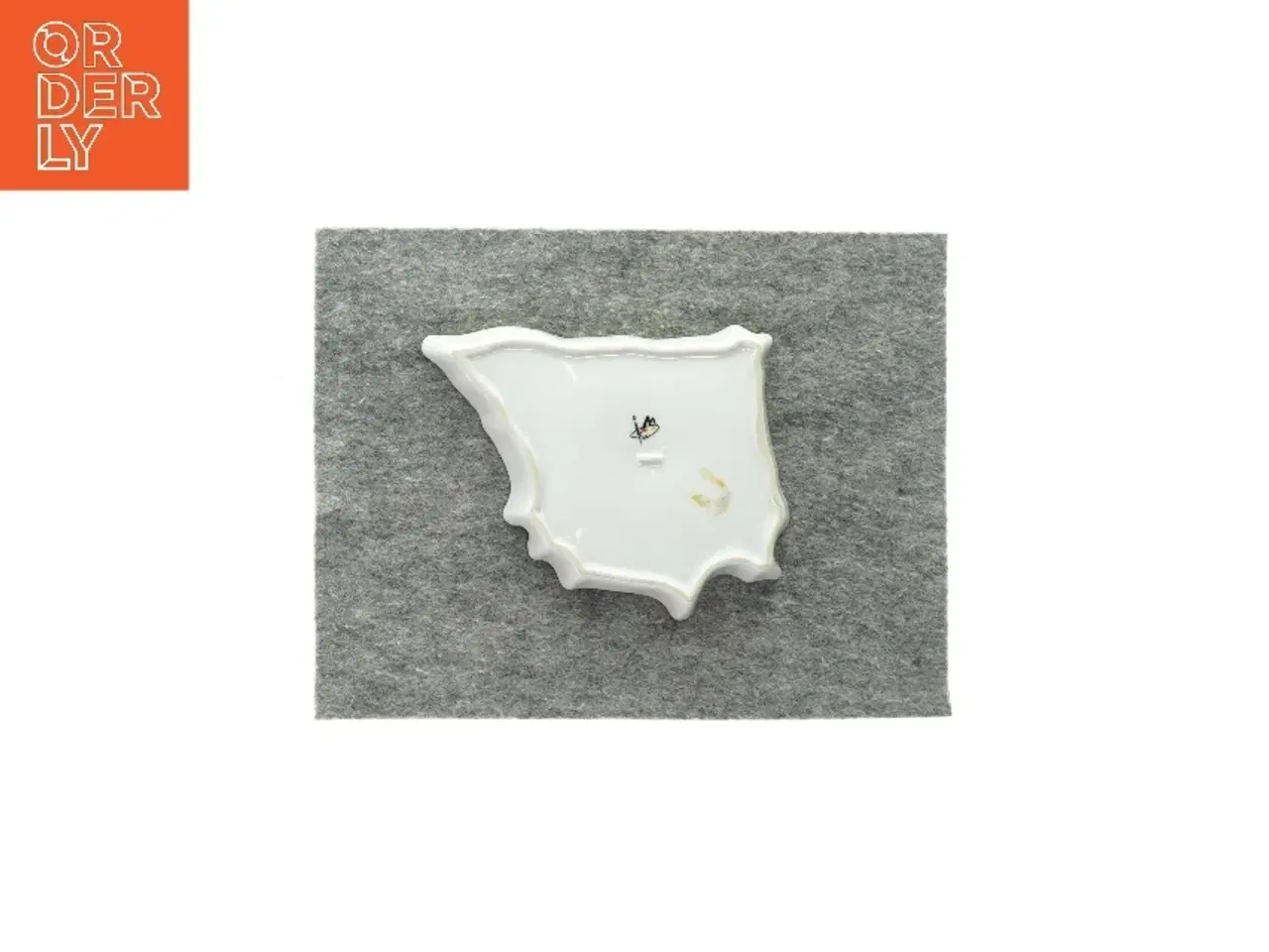 Billede 2 - Fad med print fra Ukendt (str. LBH: 13,5x9,5x2cm)