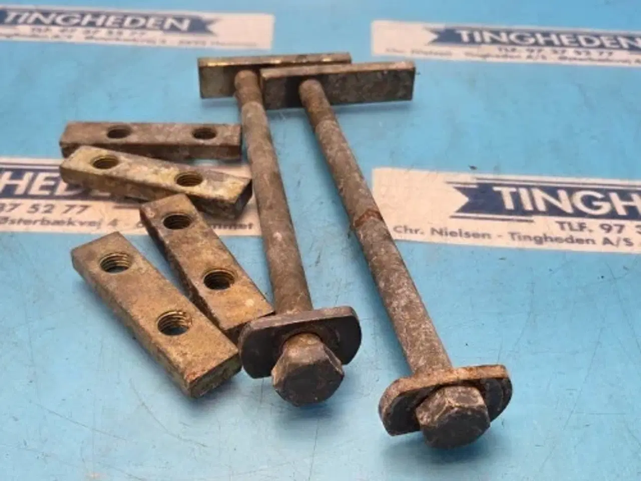 Billede 2 - Traktor Frontvægt Pin Sæt