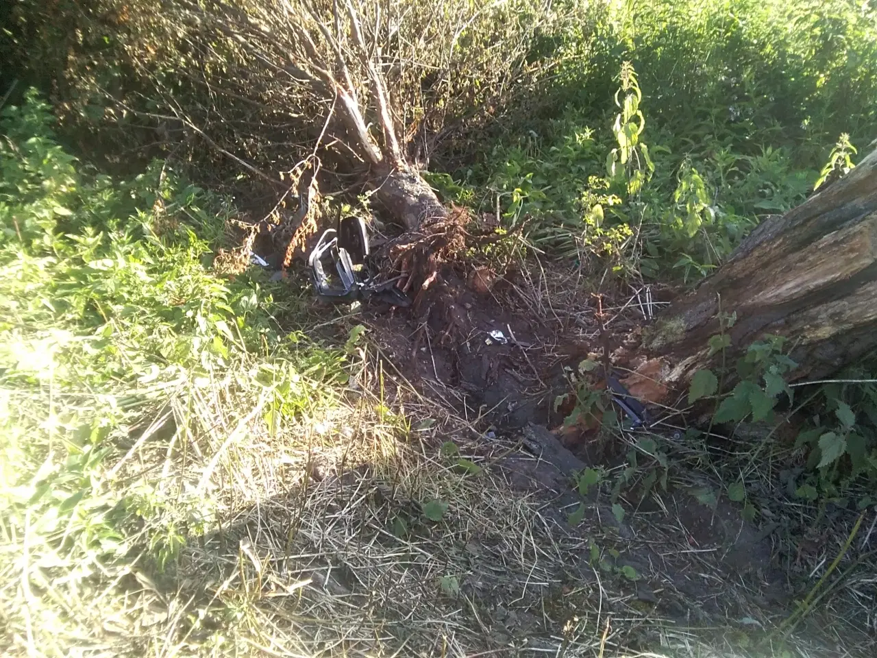 Billede 2 - Søger hjælp om GLS Uheld I Krogsbølle Nordfyn FOTO