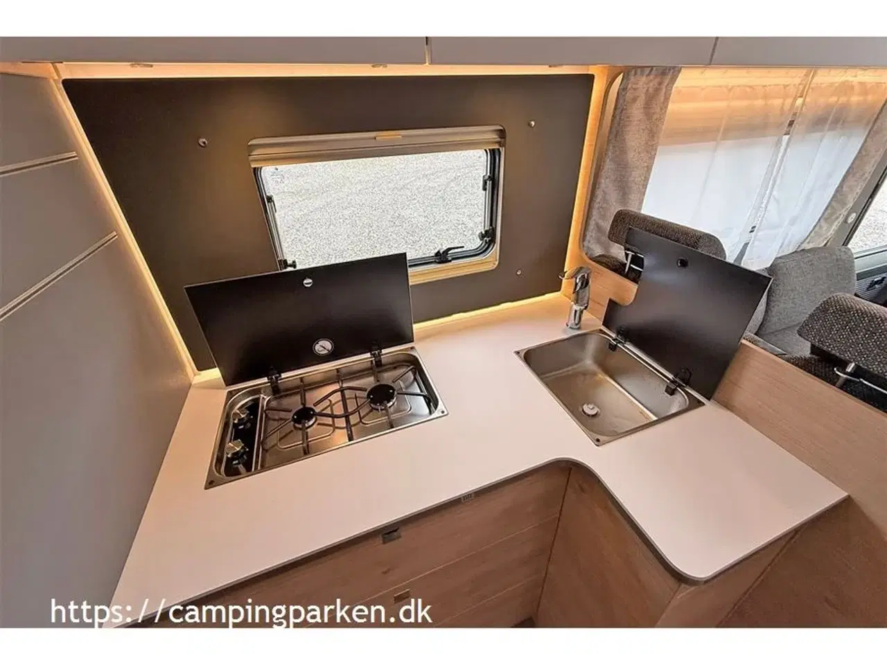Billede 9 - 2026 - Dethleffs XL Family   En luksus vinteroptimeret feriebolig til 5 personer, 180 hk