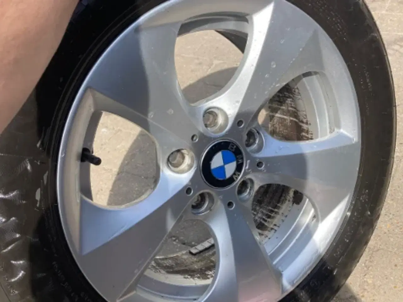 Billede 1 - Originale BMW alufælg 16’’ med sommerdæk 4stk.