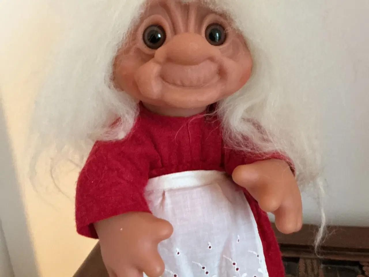 Billede 1 - Gammel Gjøl nissetroldepige