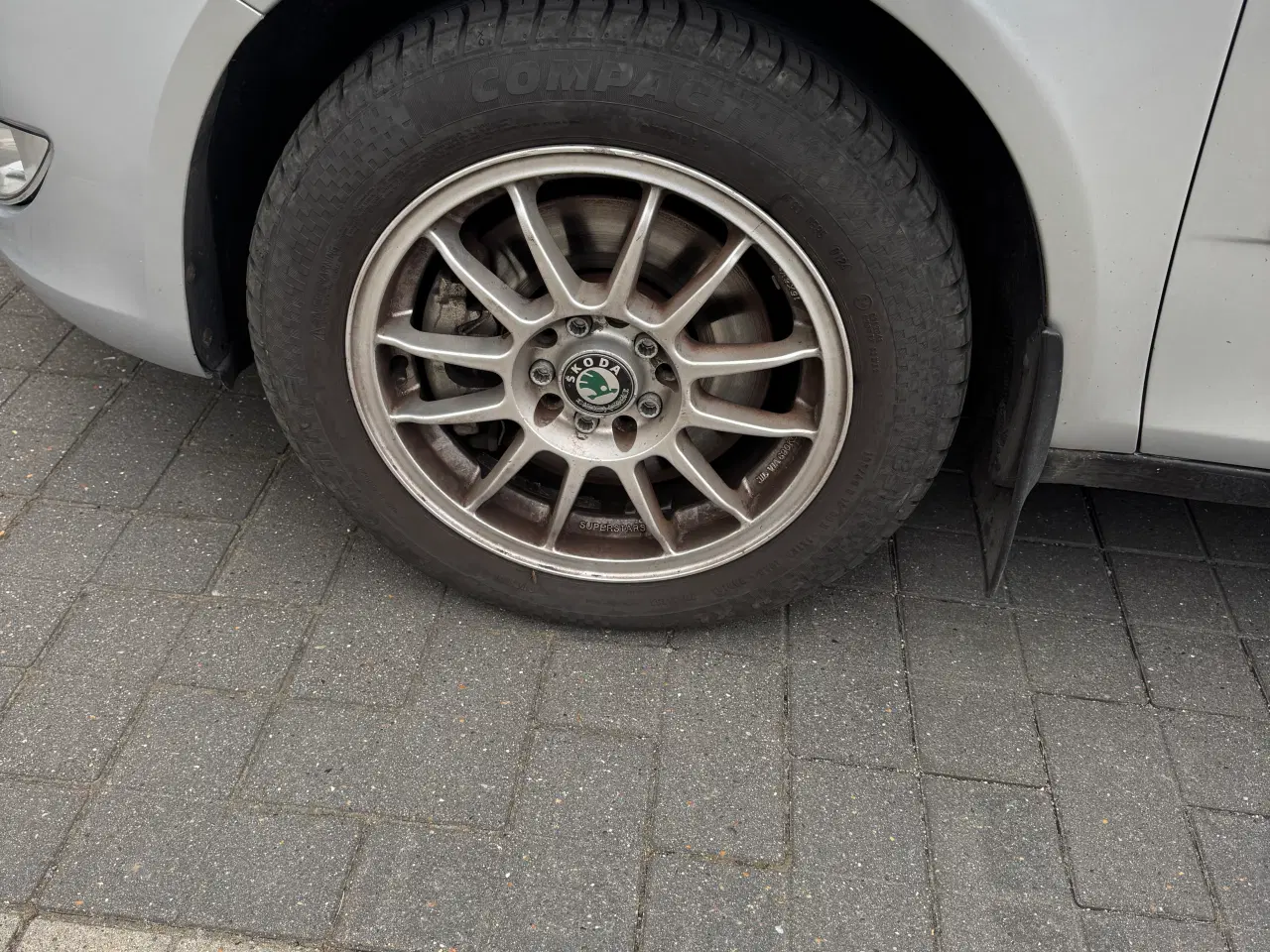 Billede 1 - skoda fabia alufælge