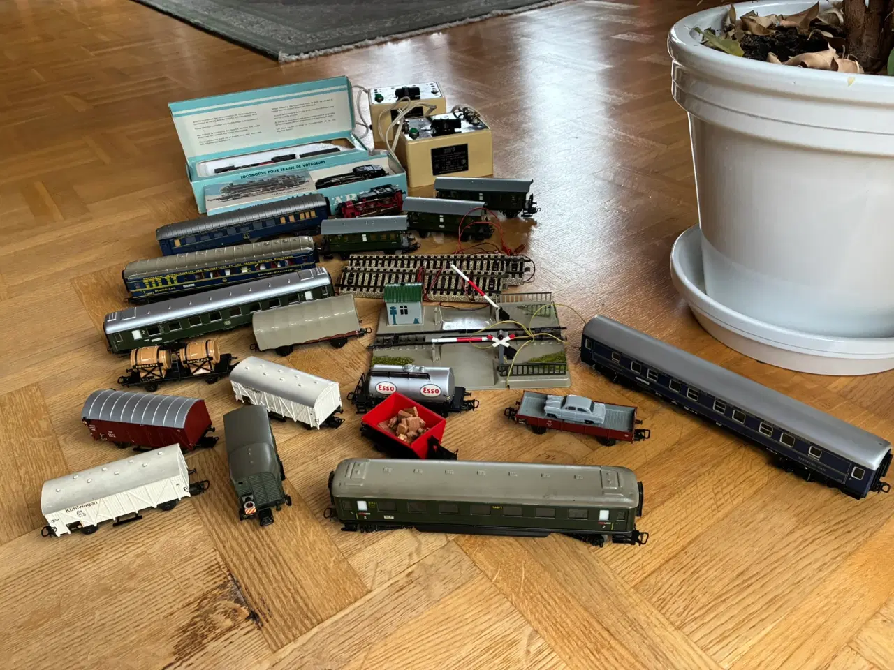 Billede 6 - Märklin modeltog med skinner, lokomotiver og vogne