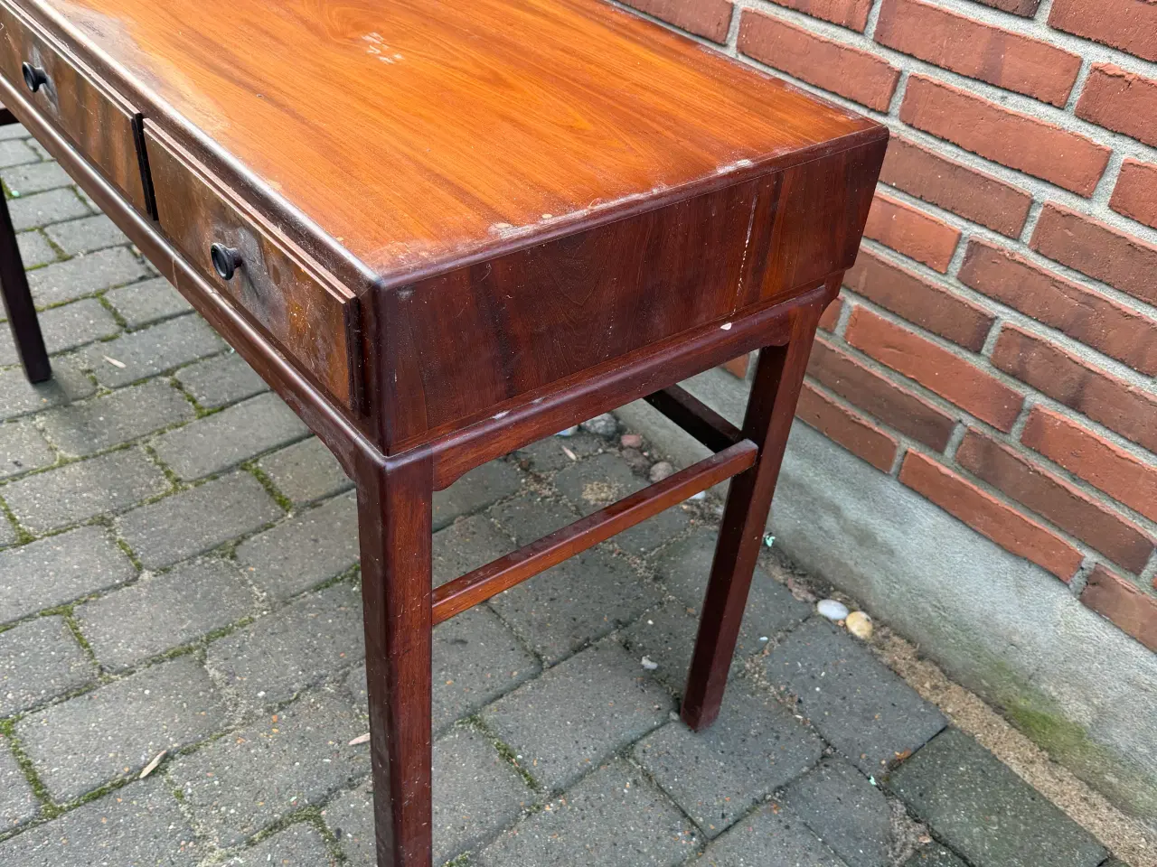 Billede 3 - Lækkert bord 