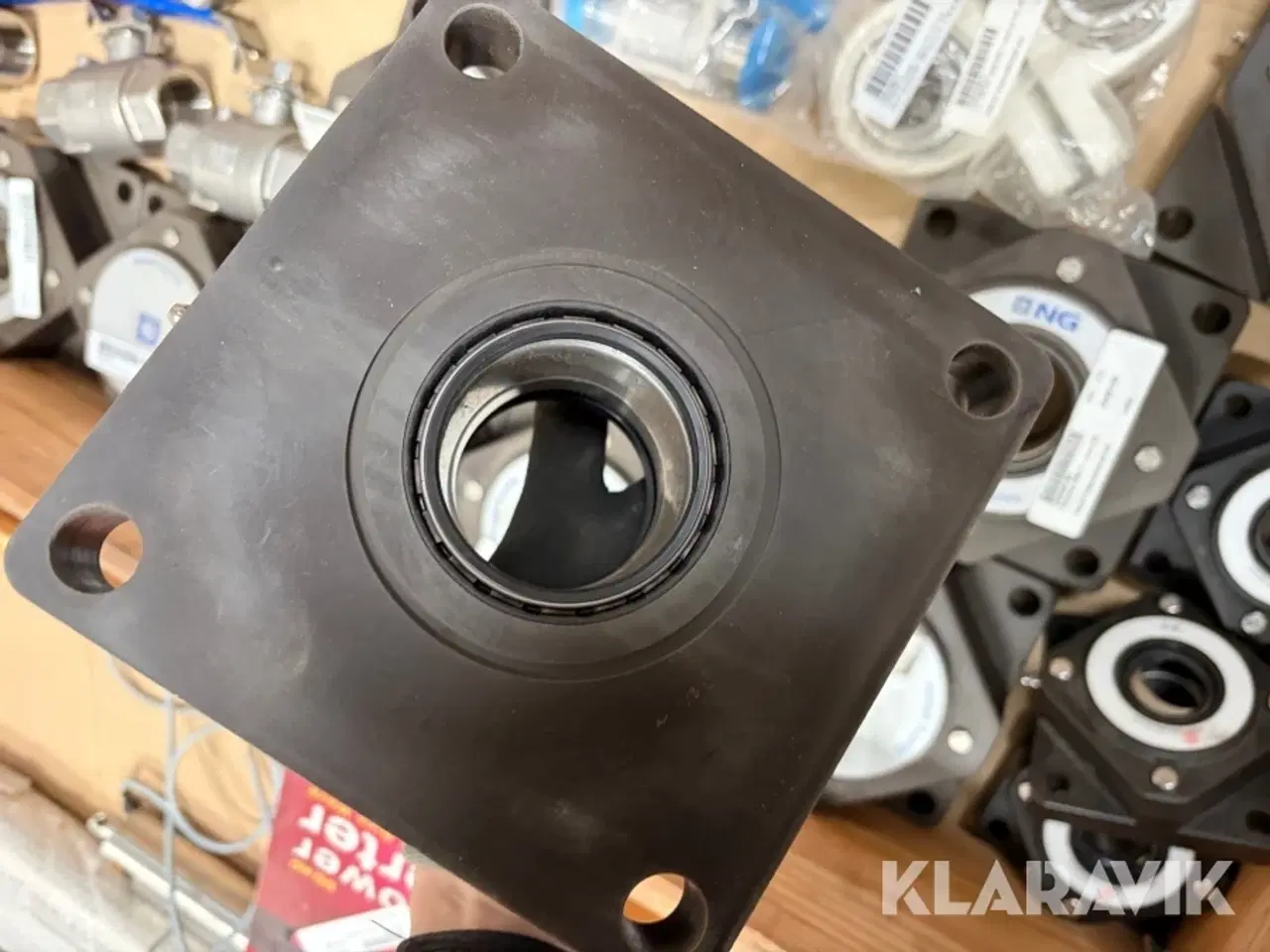 Billede 8 - Lot - flangelejer, kuglehaner og kuglelejer - 1 palle