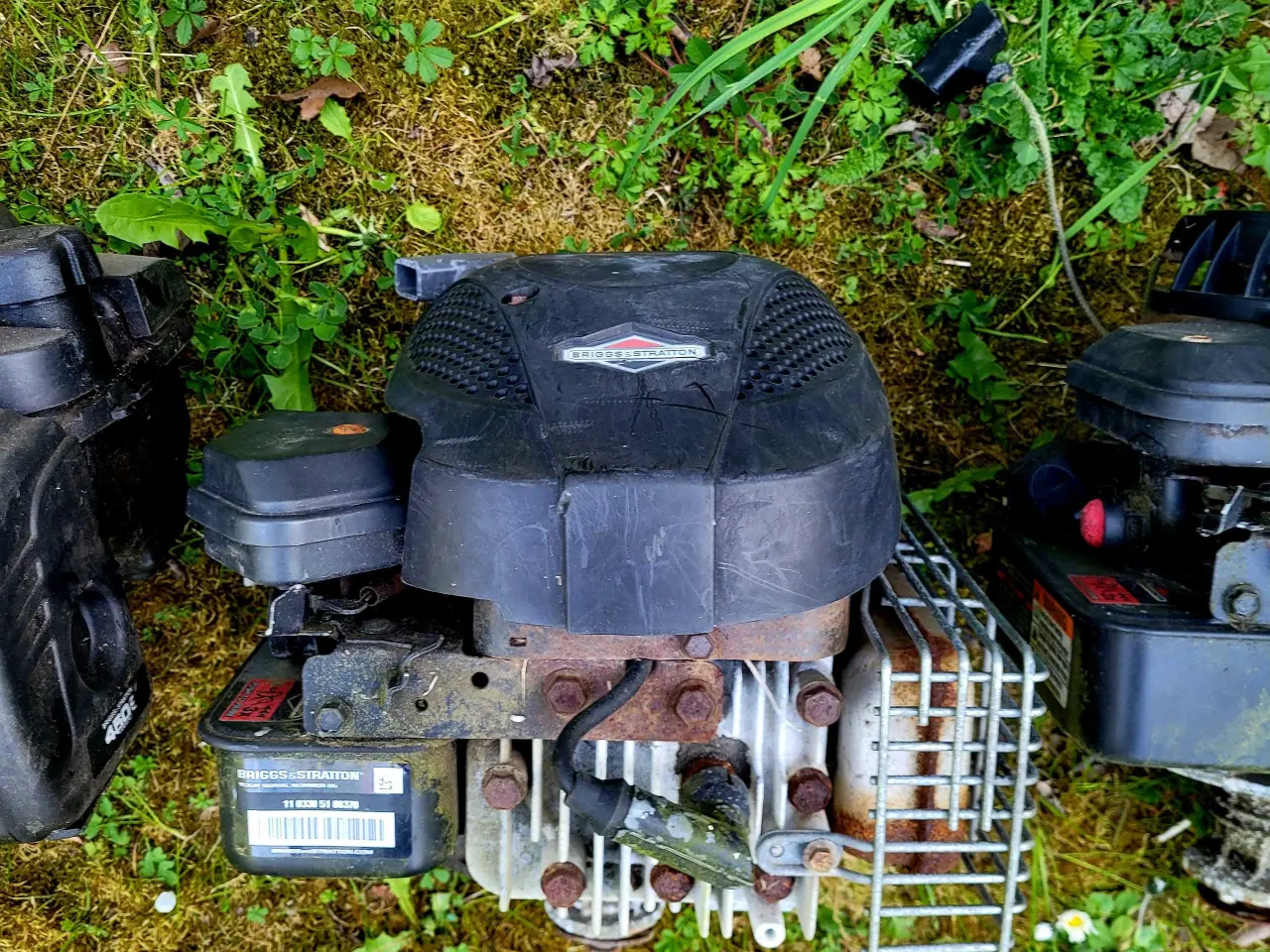Billede 4 - 5 defekte plæneklipper motor sælges 