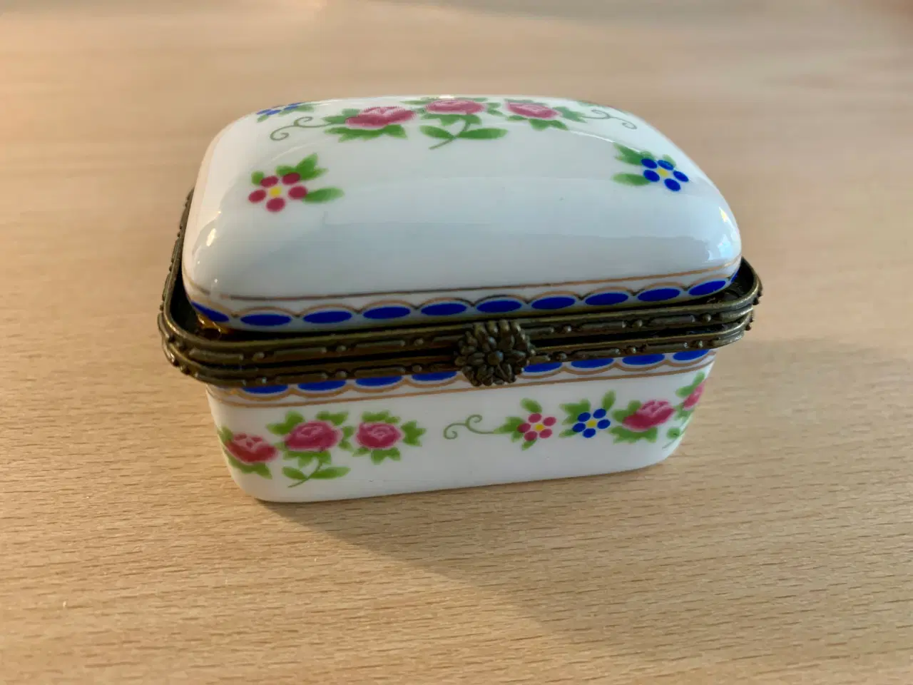 Billede 1 - Mini porcelænsskrin