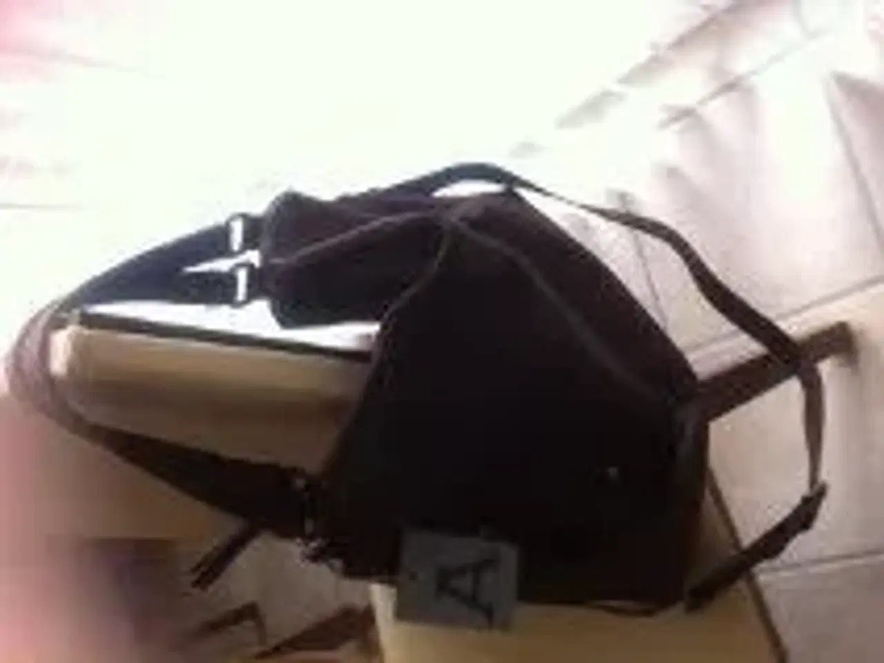 Billede 4 - Flot AURA lædertaske i cognacfarve