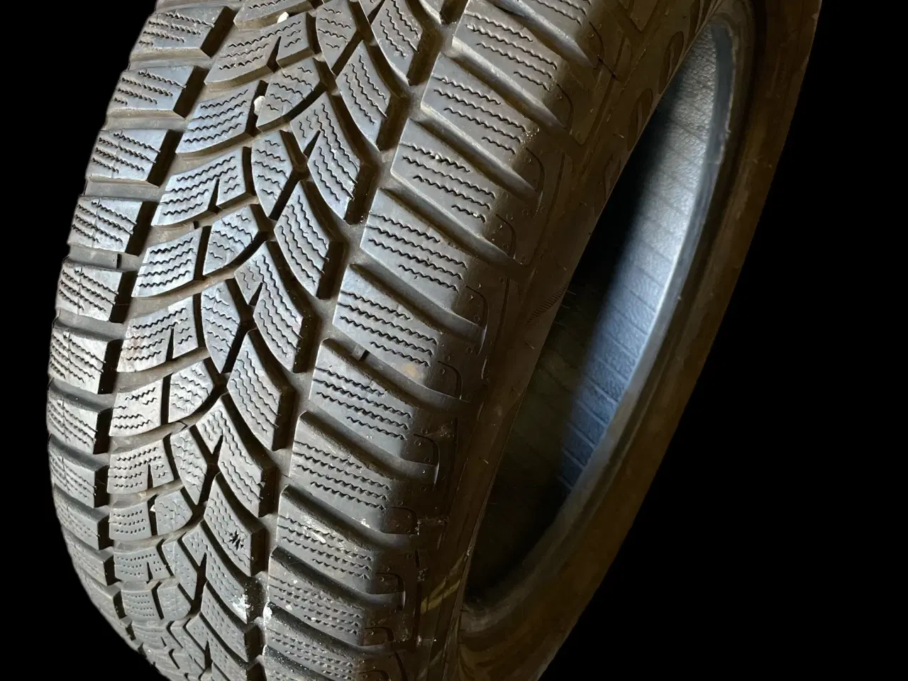 Billede 1 - 16 GoodYear 215/60r16 Ref.W34 vinter