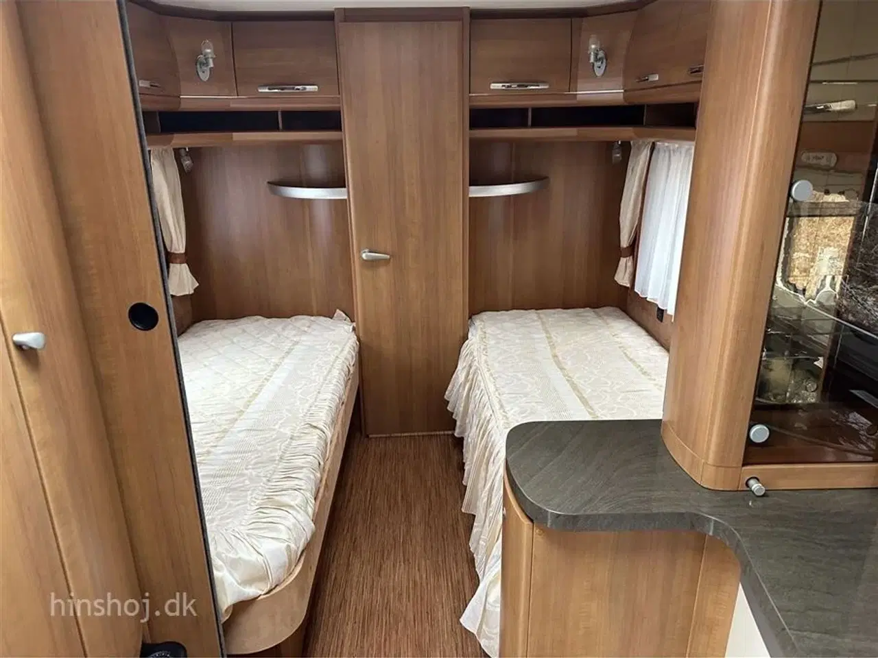 Billede 2 - 2009 - Hobby Excellent 560 WLU   Rigtig fin Hobby med enkeltsenge fra Hinshøj Caravan