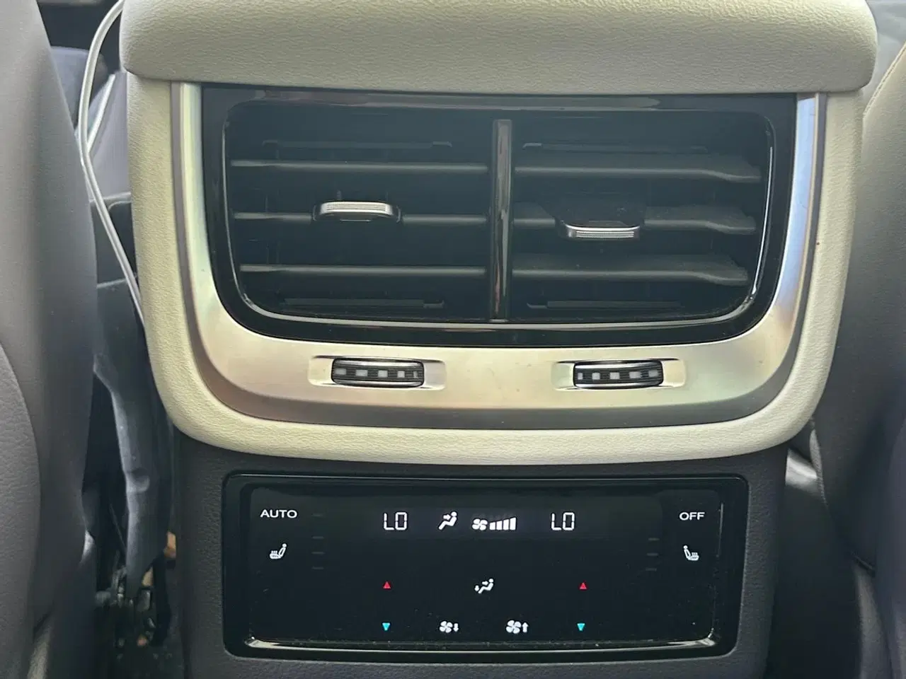 Billede 12 - Hongqi E-HS9 84 Comfort