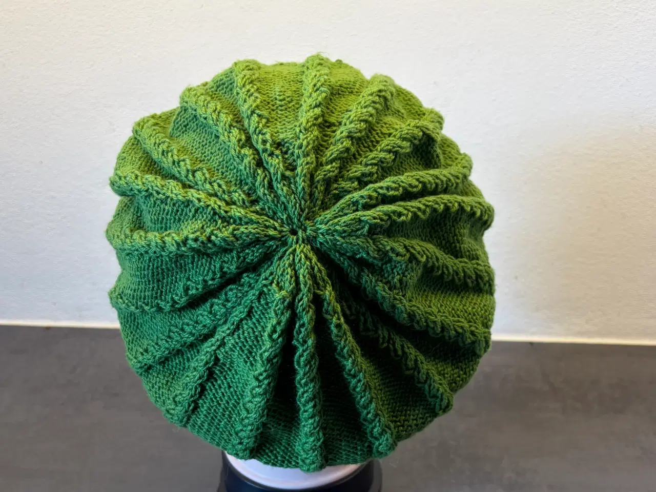 Billede 3 - Strikhue som Dronning Mary