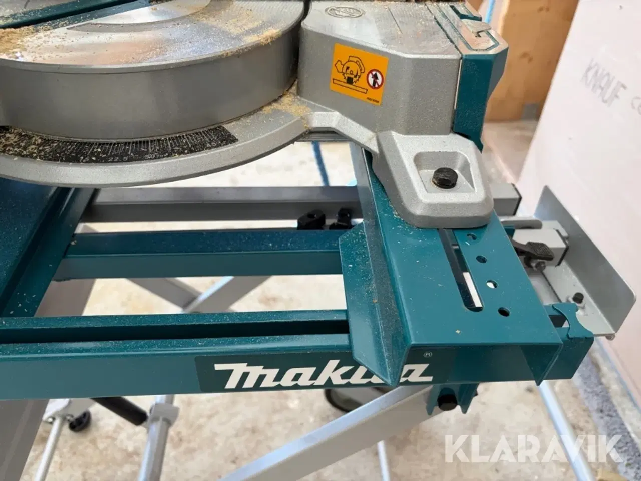 Billede 11 - Kap-/geringssav med stativ Makita LS1110F