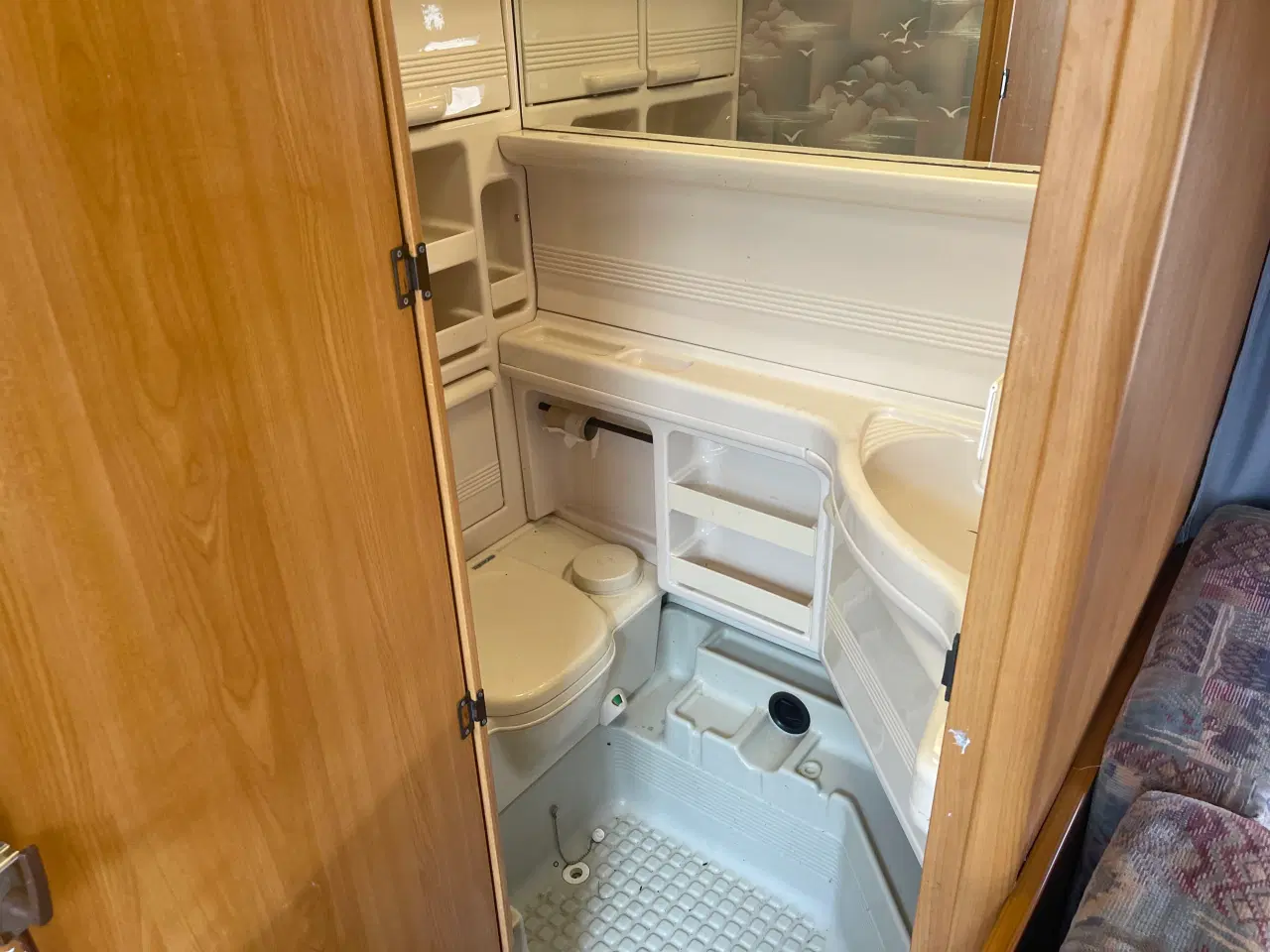 Billede 3 - Campingvogn nysynet