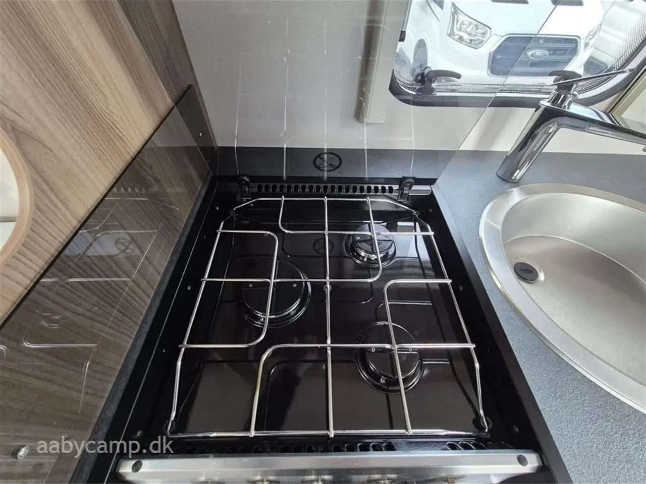 Billede 10 - 2022 - Sprite Mondial 490 Enkelt senge. markise. Isabella Capri fortelt. Mover. Batteri. gasalarm. cykelstativ.