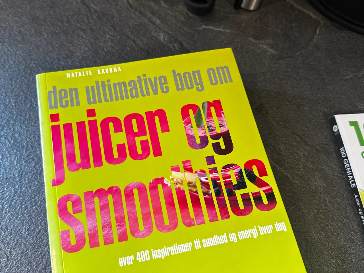 Billede 5 - Phillips Juicer med udstyr og bøger