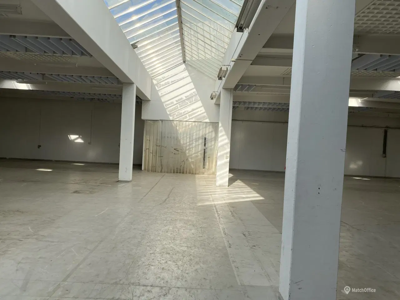 Billede 2 - Lyse lagerlokaler